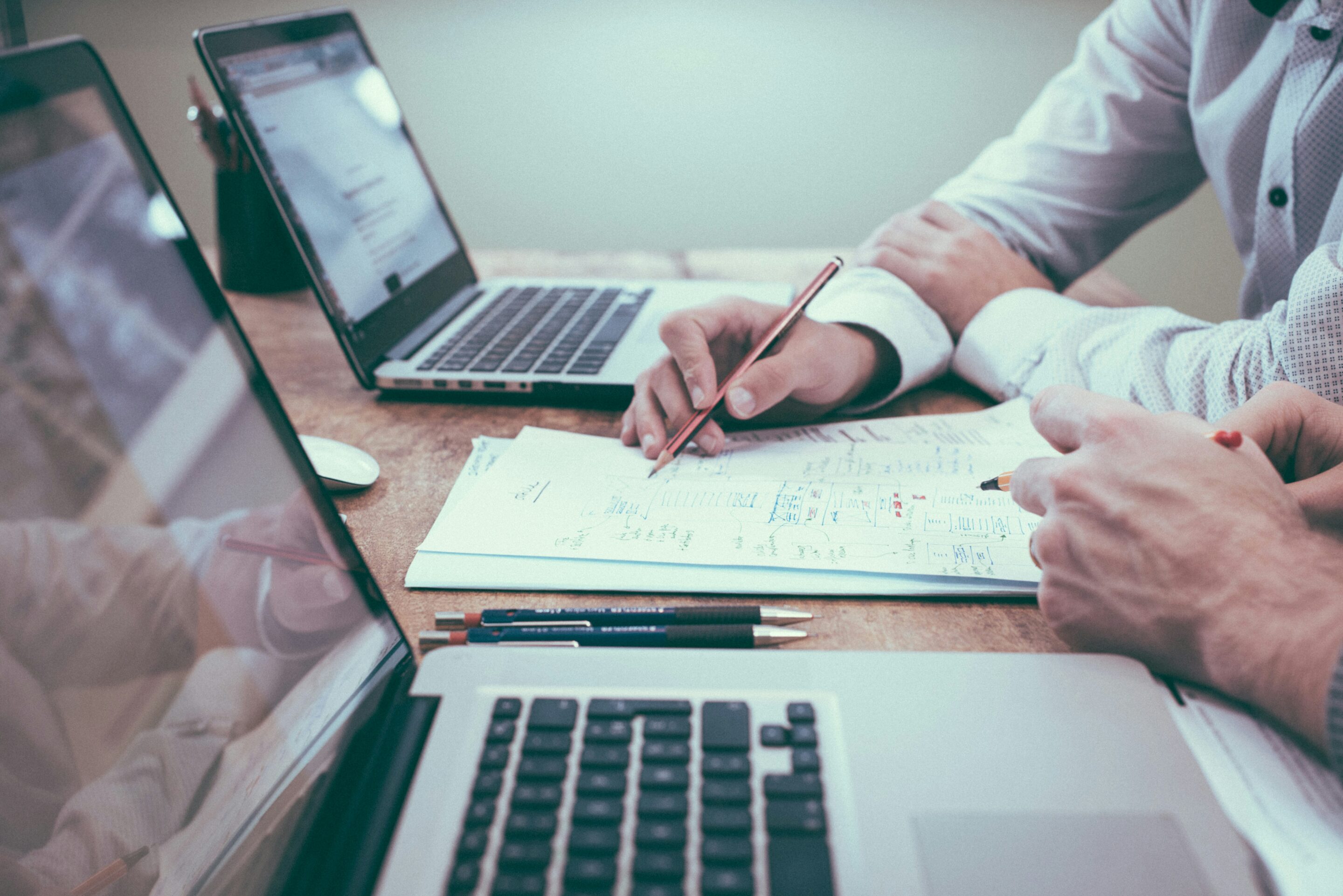Edmonton Web Design and SEO combined gives you a real strategy and the best possible results from your new or updated website. Photo credit Scott Graham for Unsplash